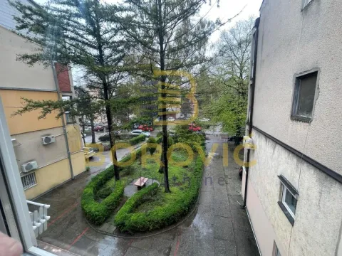 Rent, three bedroom apartment, 41m², Borča 1, Borča Sve Podlokacije - image 12