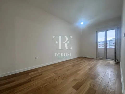 Izdavanje, jednosoban stan, 40m², Central Point, Podgorica - image 4