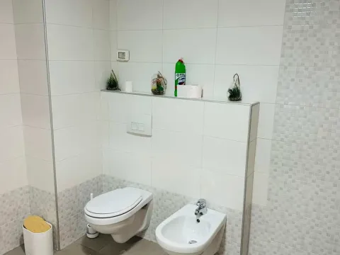 Rent, two bedroom apartment, 120m², City Kvart, Podgorica - image 10