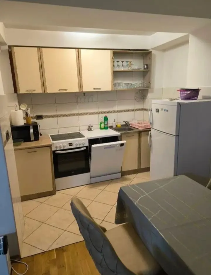 Rent, one bedroom apartment, 80m², Krivi Most, Podgorica