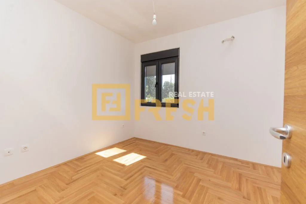 Prodaja, jednosoban stan, 39m², Tološi, Podgorica