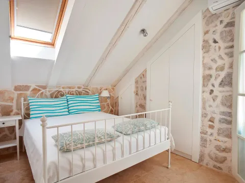 Sale, house, 165m², Perast, Kotor - image 11