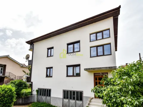 Prodaja, kuća, 370m², Tološi, Podgorica - image 7