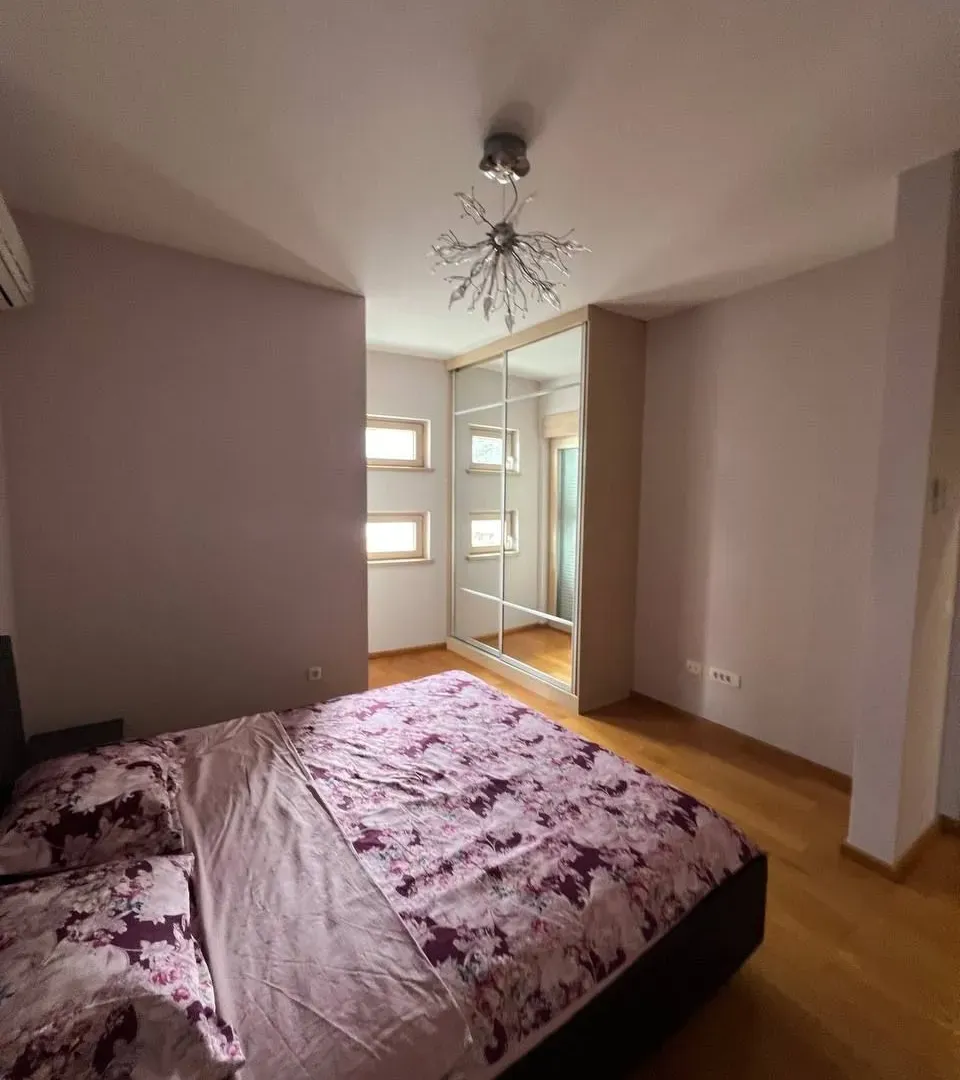 Prodaja, dvosoban stan, 95m², Bečići, Budva