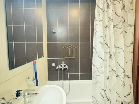 Izdavanje, dvosoban stan, 60m², City Kvart, Podgorica - image 11