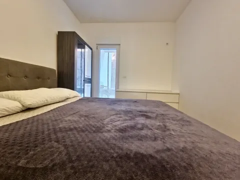 Rent, two bedroom apartment, 69m², Budva, Crna Gora - image 16