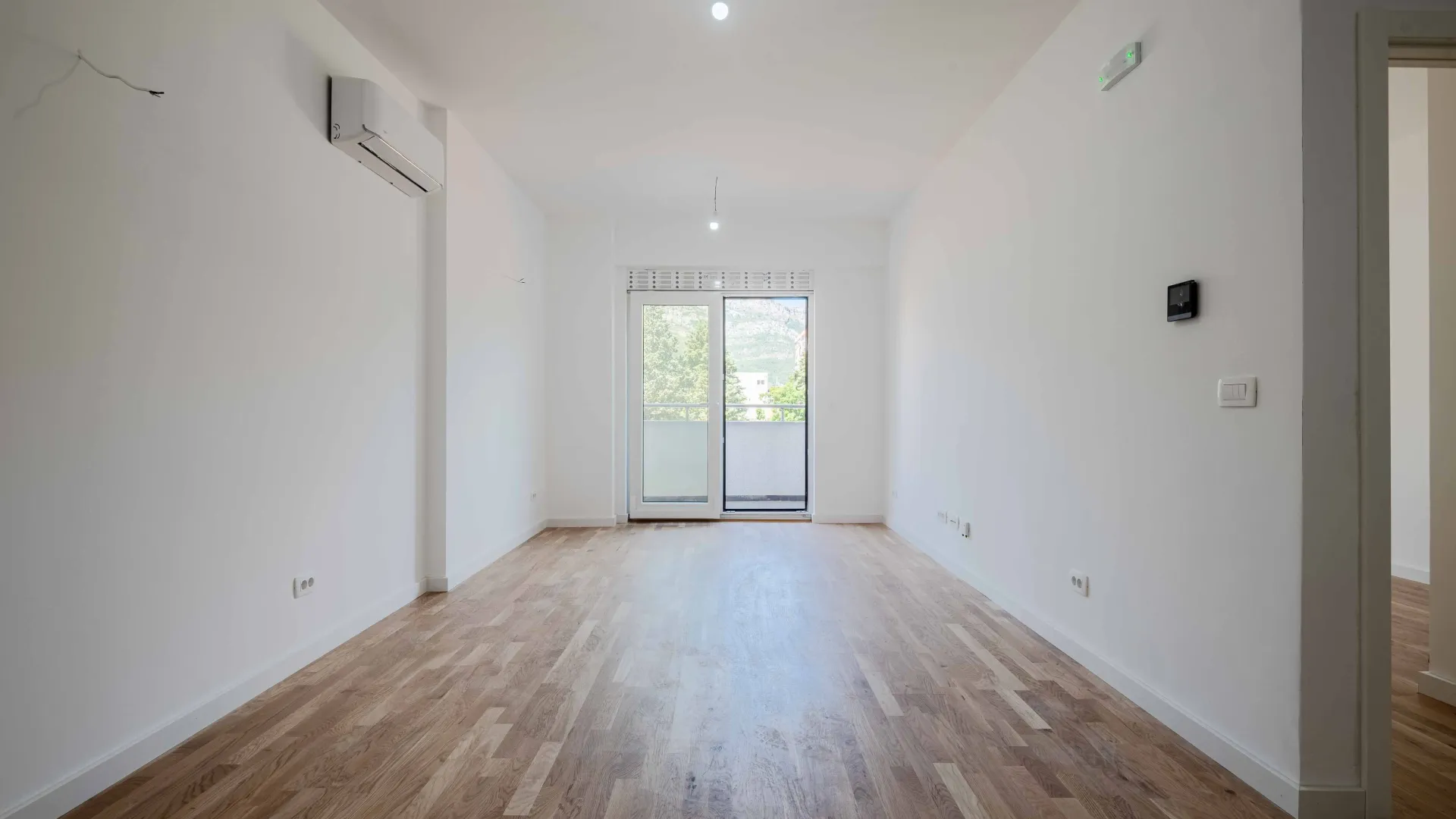 Sale, three bedroom apartment, 65m², Centar, Bar