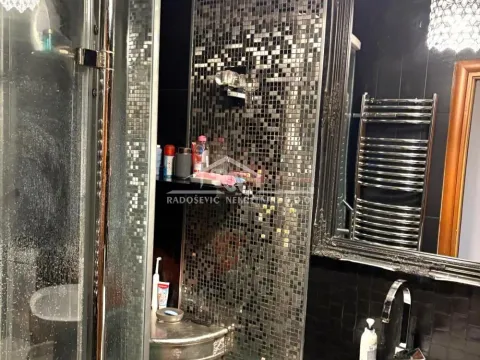 Prodaja, četvorosoban stan, 95m², Skojevsko Naselje, Beograd - image 17