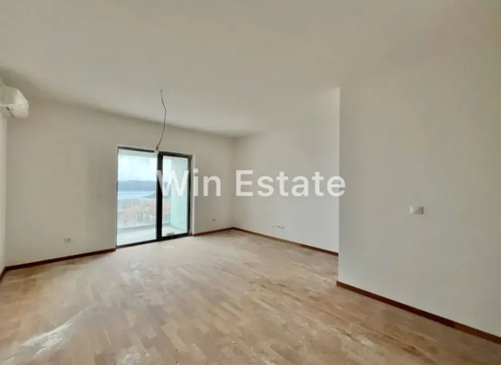 Sale, two bedroom apartment, 56m², Bečići, Budva