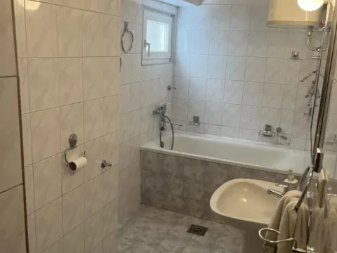 Prodaja, četvorosoban stan, 100m², Savski Venac, Beograd - image 13