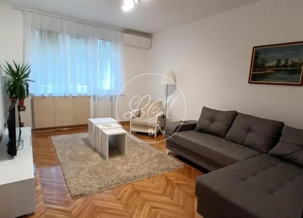 Izdavanje, dvosoban stan, 59m², Savski Venac, Beograd