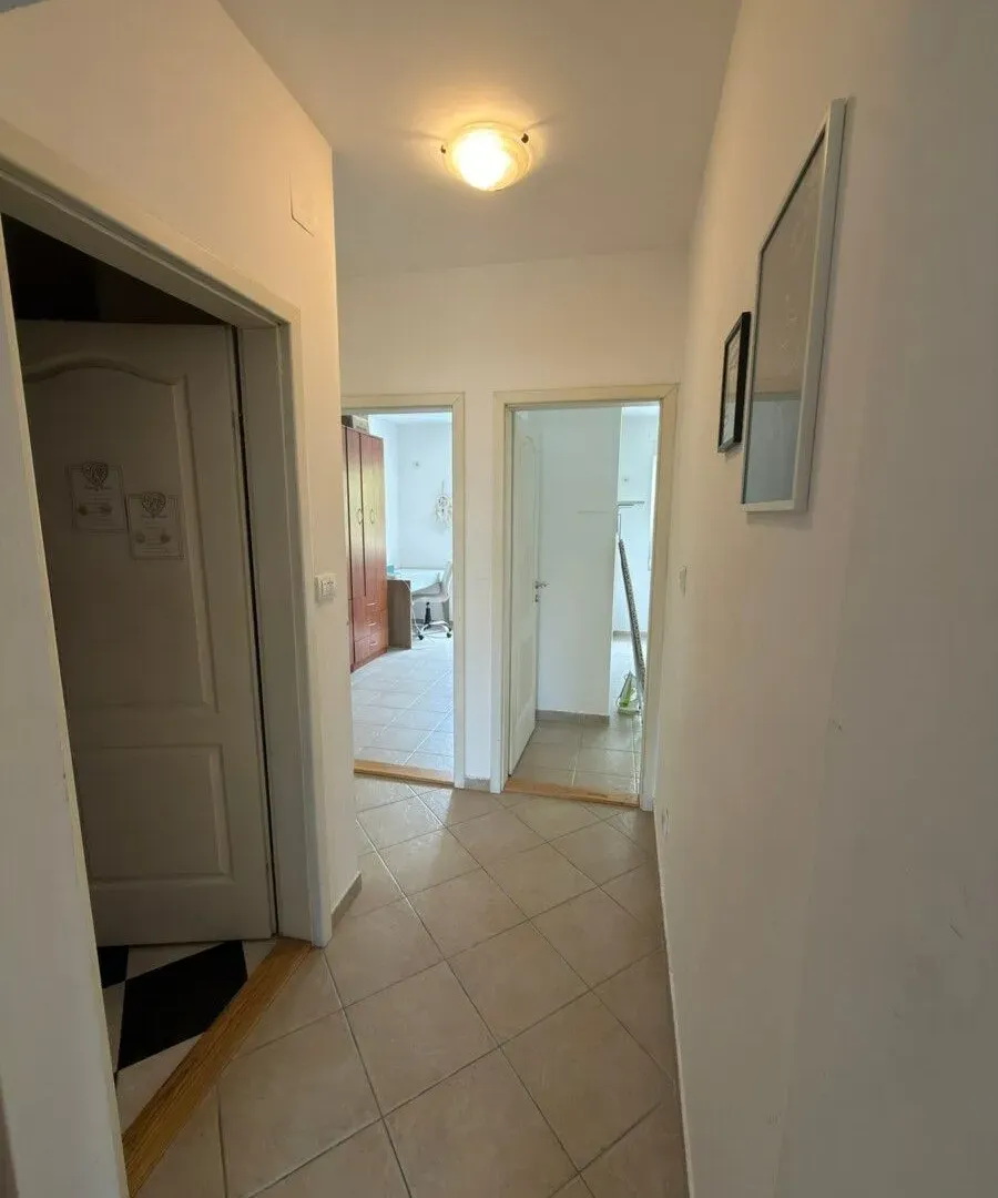 Prodaja, dvosoban stan, 72m², Ljubović, Podgorica
