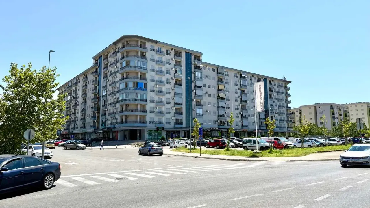 Rent, three bedroom apartment, 84m², Pobrežje, Podgorica