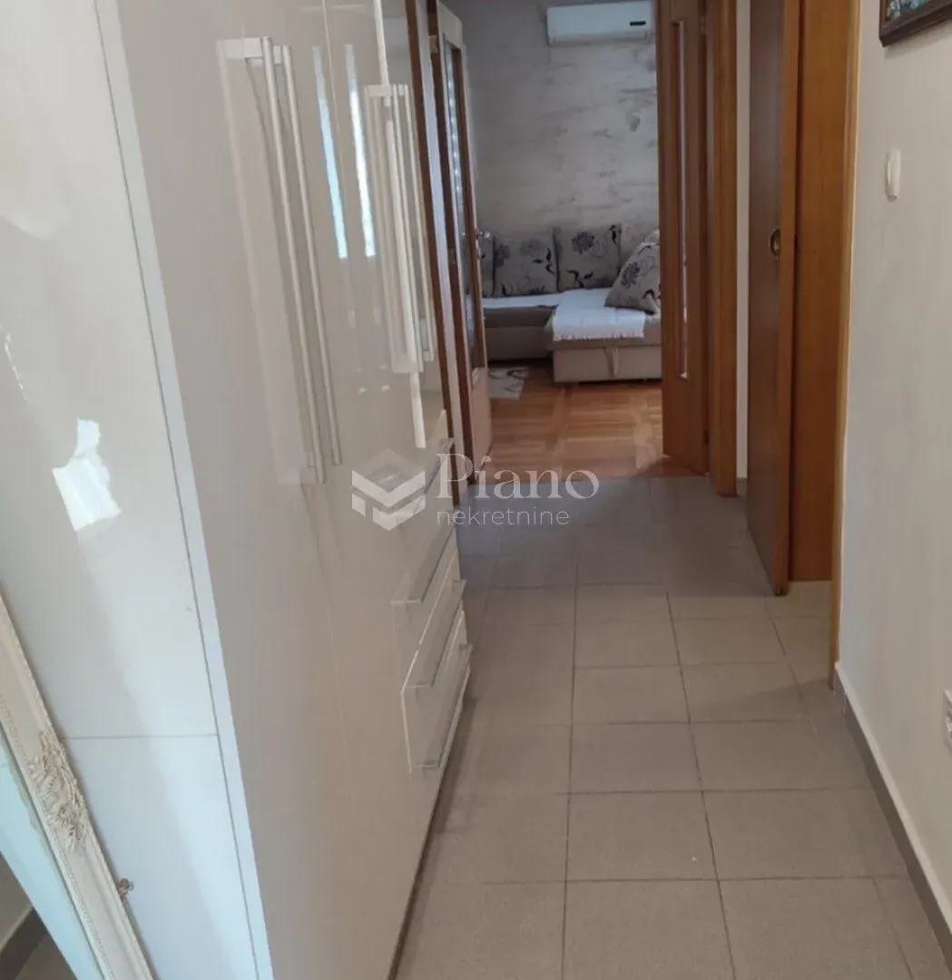 Rent, one bedroom apartment, 52m², Blok 9, Podgorica