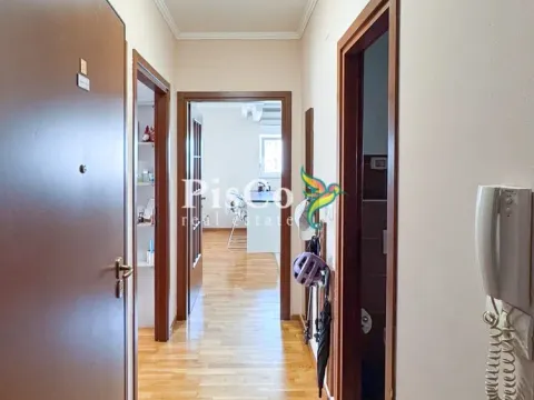 Prodaja, dvosoban stan, 60m², City Kvart, Podgorica - image 6