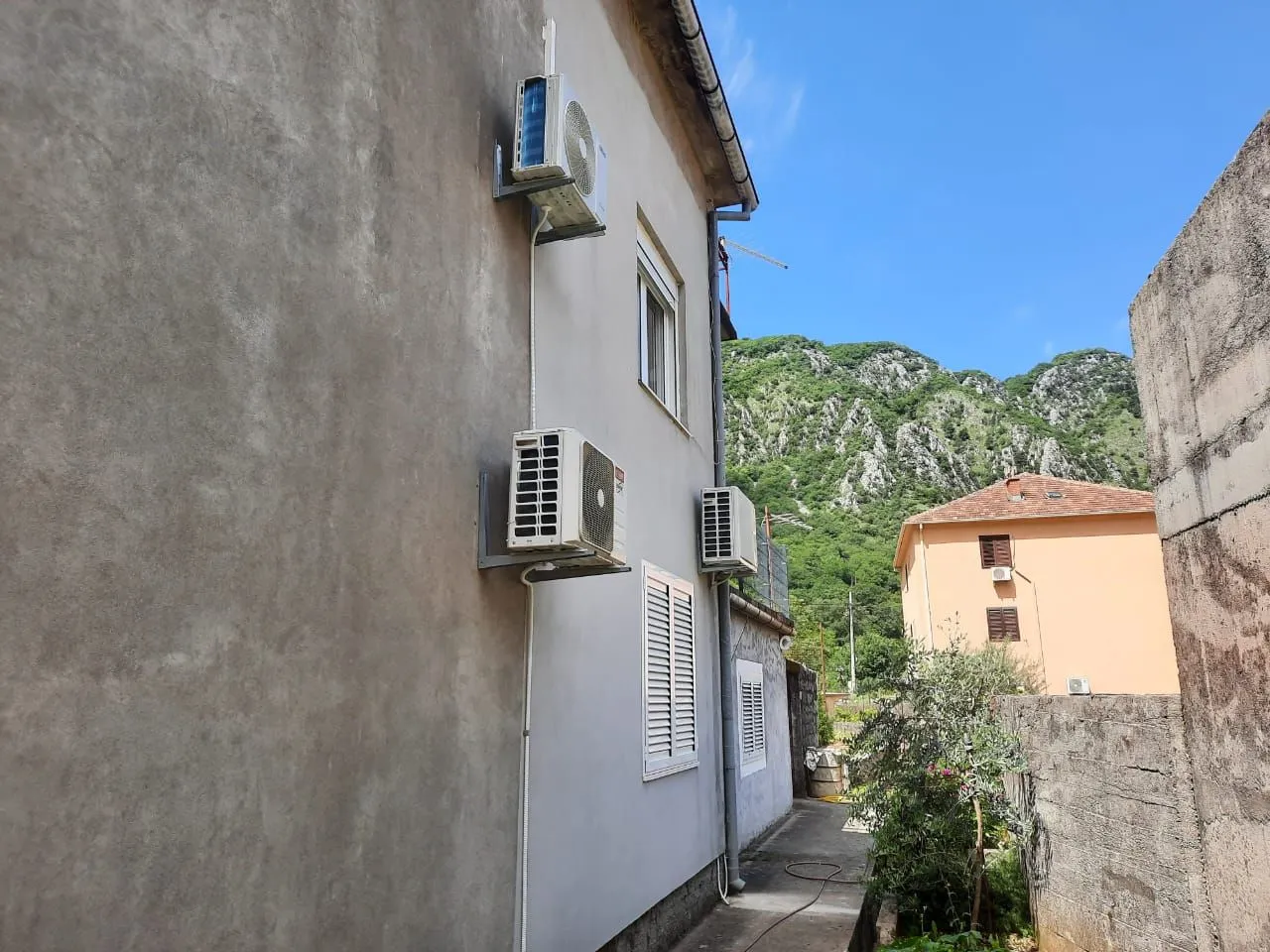 Sale, house, 300m², Kotor, Crna Gora