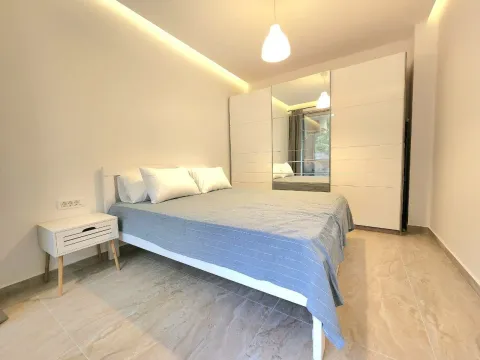 Sale, one bedroom apartment, 41m², Rafailovići, Budva - image 13