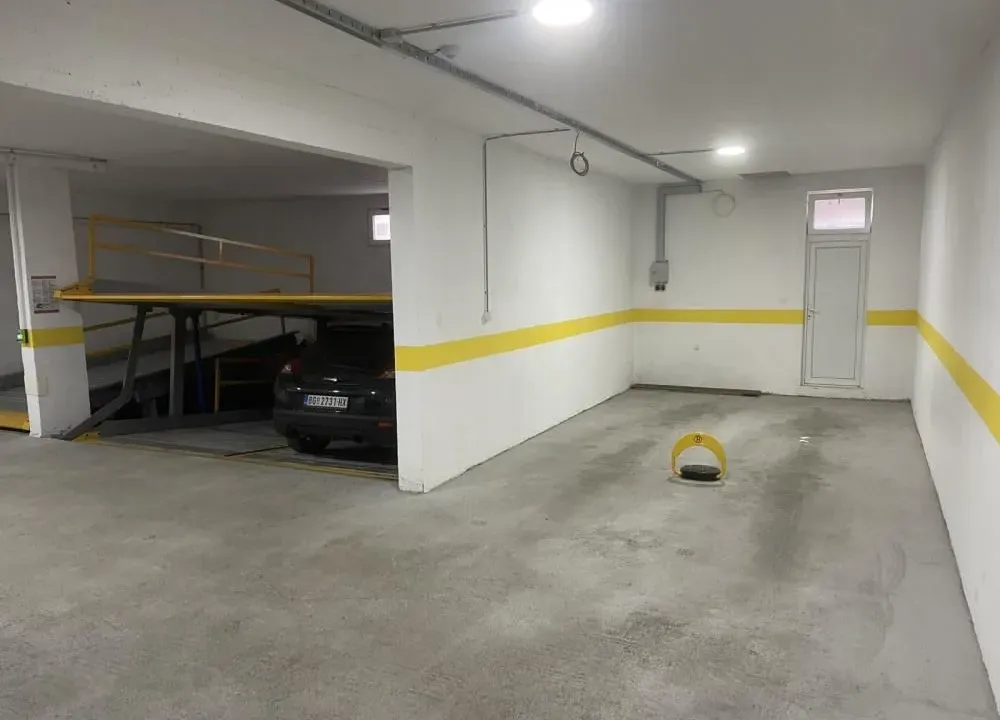 Izdavanje, parking/garaža, 11m², Bulbulder, Zvezdara Sve Podlokacije