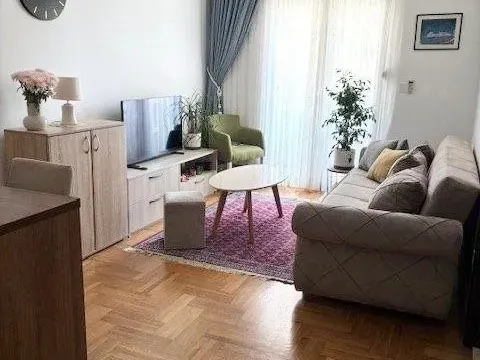 Sale, one bedroom apartment, 40m², Podkošljun, Budva - image 2