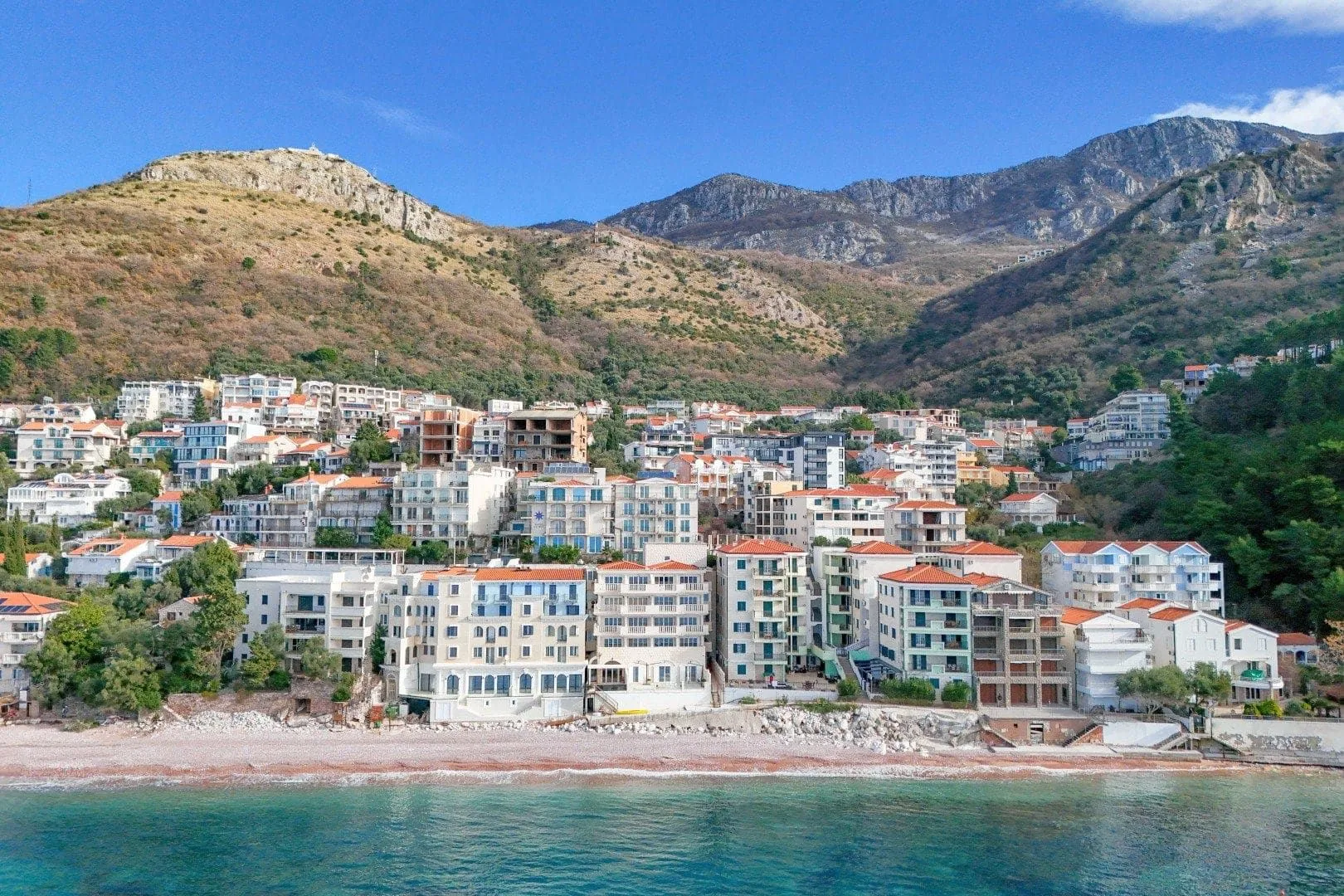 Sale, four bedroom apartment, 131m², Sveti Stefan, Budva