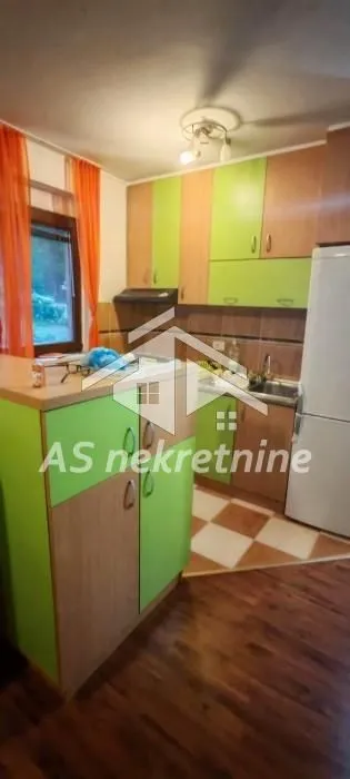 Izdavanje, dvosoban stan, 40m², Čukarica, Beograd