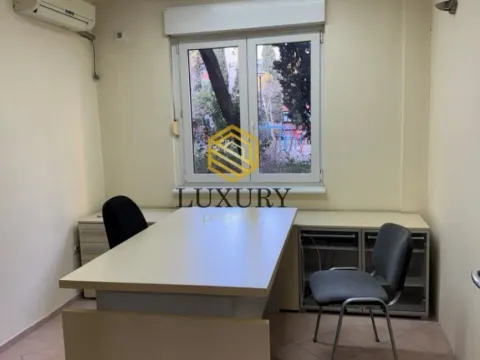 Izdavanje, poslovni prostor, 45m², Preko Morače, Podgorica - image 2