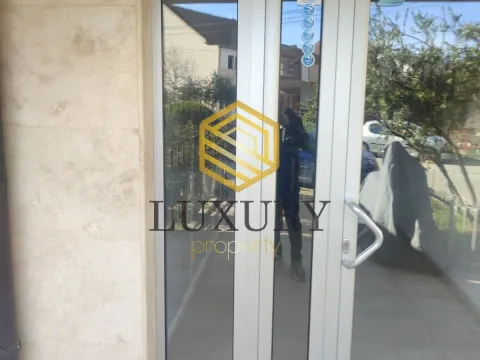 Prodaja, jednosoban stan, 43m², Stari Aerodrom, Podgorica - image 3