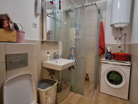 Prodaja, dvosoban stan, 74m², Budva, Crna Gora - image 8