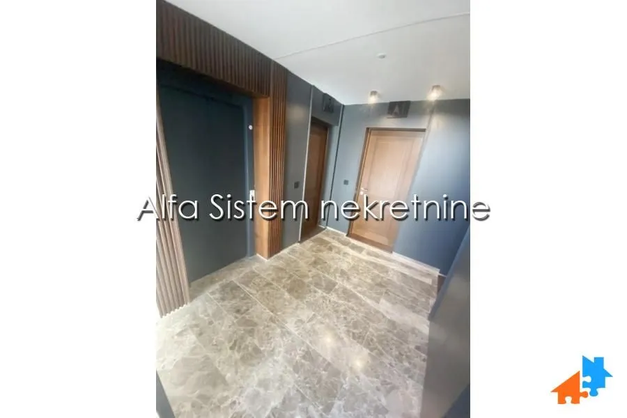 Izdavanje, dvosoban stan, 43m², Vračar Centar, Vračar Sve Podlokacije