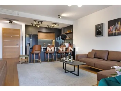 Izdavanje, trosoban stan, 89m², Savski Venac, Beograd - image 2