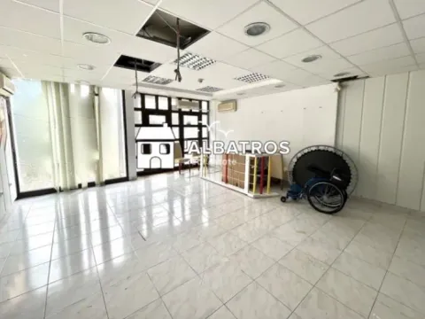 Rent, office space, 171m², Centar, Bar