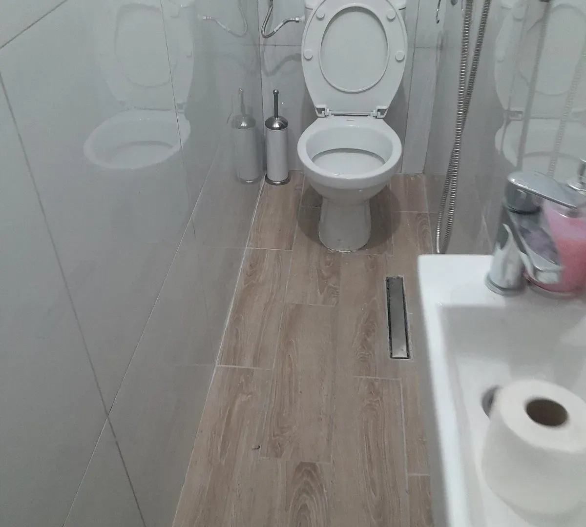 Izdavanje, poslovni prostor, 46m², Masline, Podgorica