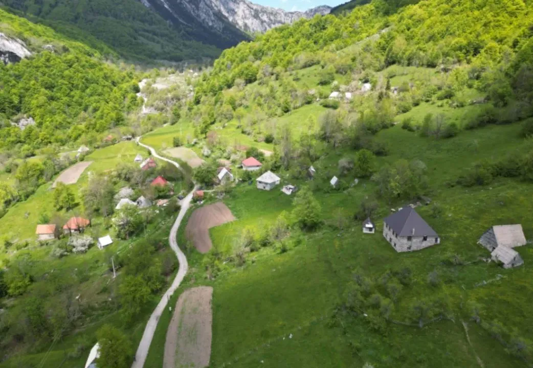 Prodaja, plac, 4429m², Gornje Lipovo, Kolašin