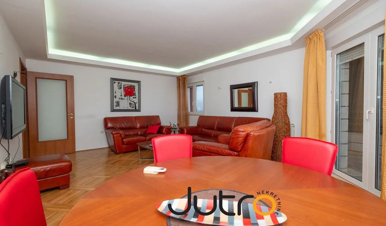 Prodaja, četvorosoban stan, 133m², Momišići, Podgorica