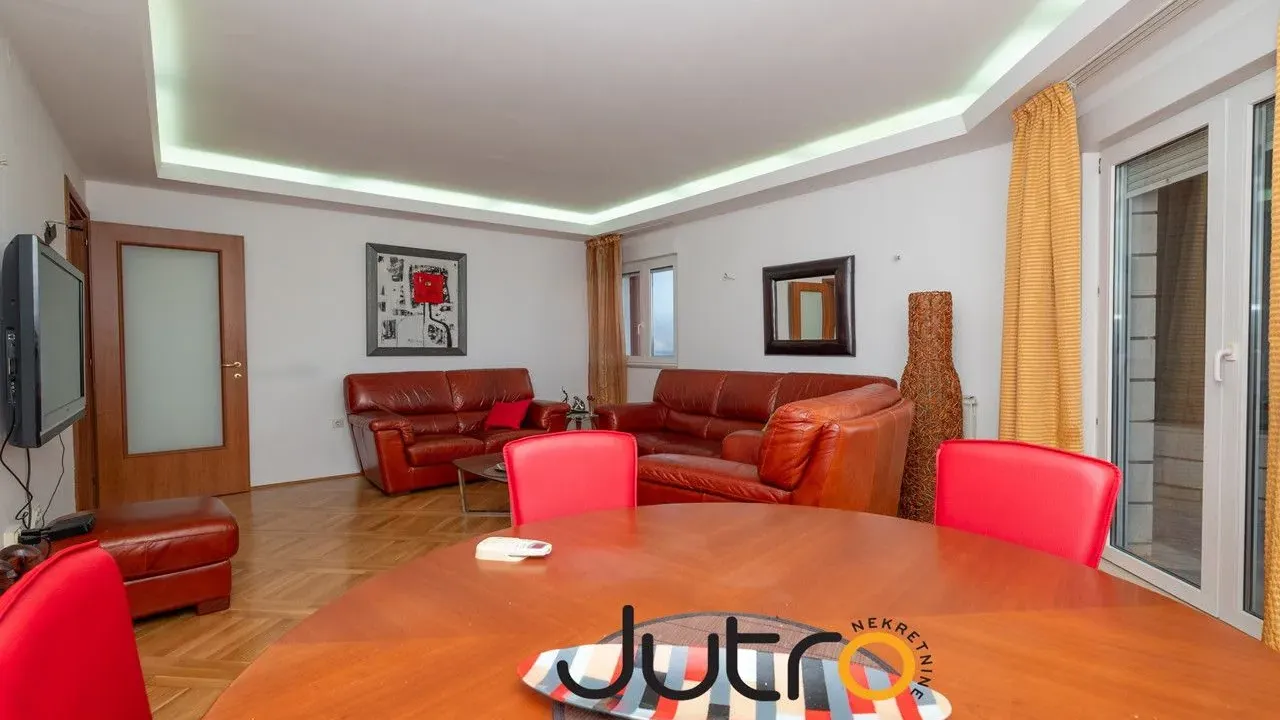 Prodaja, četvorosoban stan, 133m², Momišići, Podgorica