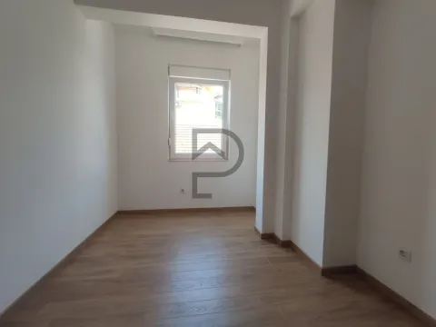 Izdavanje, stan, 90m², Vezirov Most, Podgorica - image 9