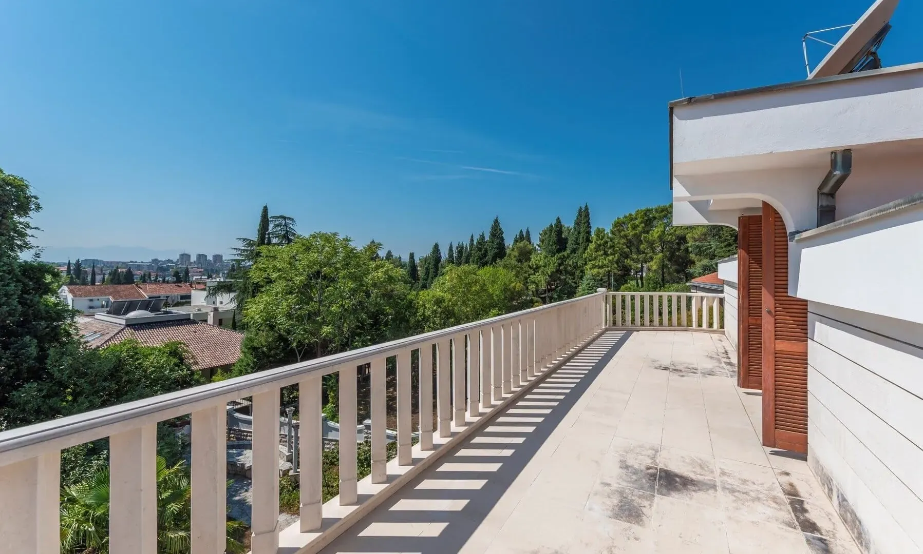 Prodaja, kuća, 670m², Gorica C, Podgorica