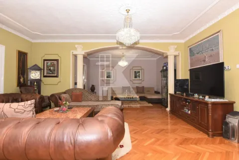 Prodaja, kuća, 752m², Zelenika, Podgorica - image 14