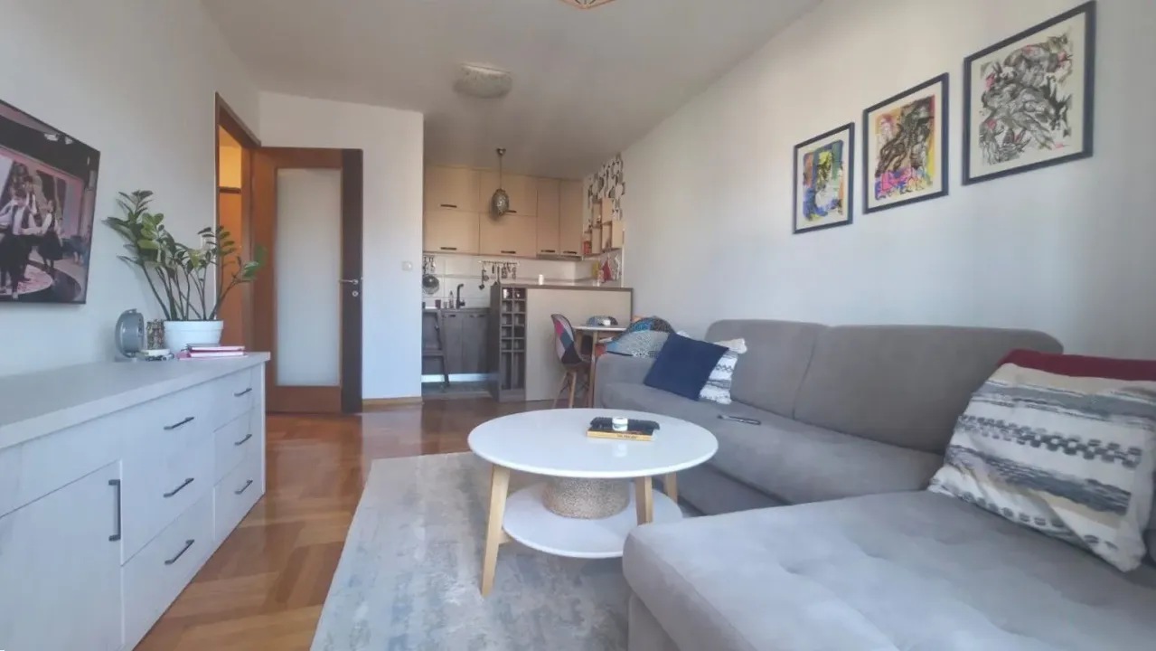 Prodaja, jednosoban stan, 45m², Stari Aerodrom, Podgorica