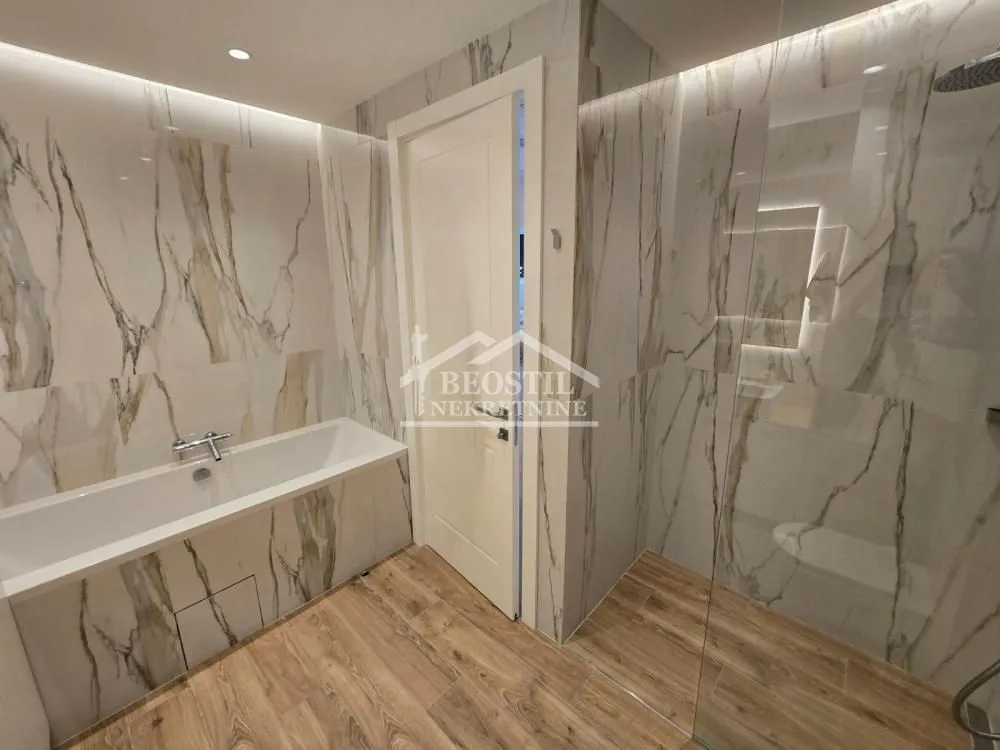 Rent, four bedroom apartment, 175m², Stari Grad, Beograd