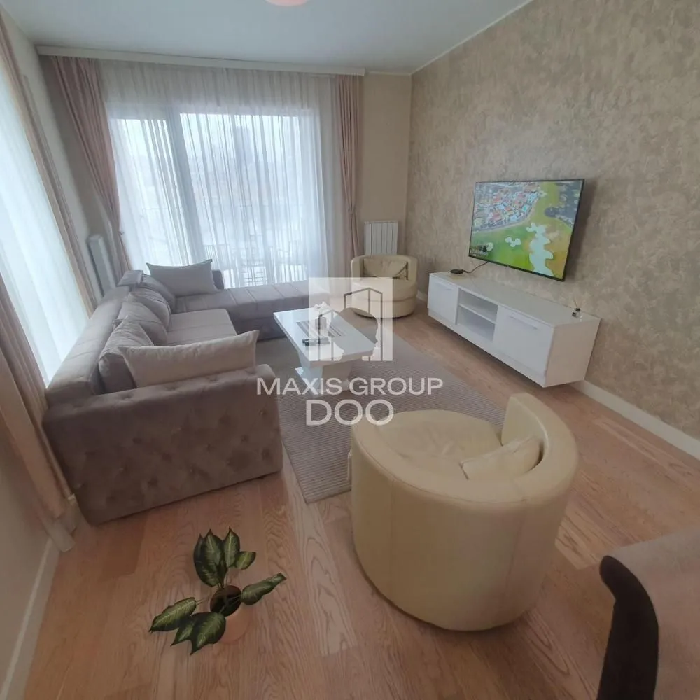 Prodaja, trosoban stan, 82m², Savski Venac, Beograd