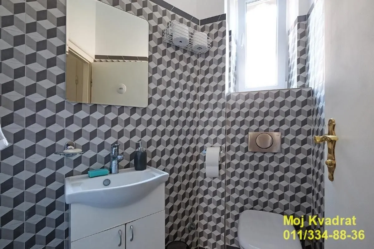 Rent, three bedroom apartment, 103m², Crveni Krst, Beograd