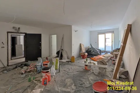 Nepreuređen prostor u toku građevinskih radova i renoviranja. - image 2