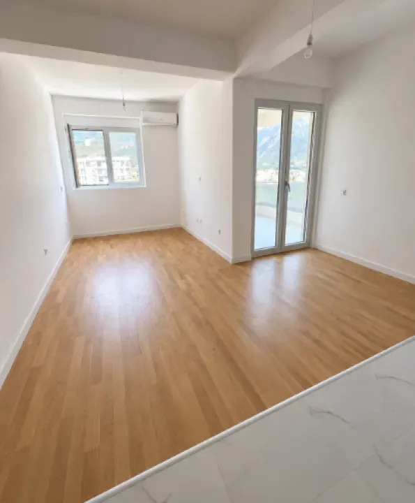 Prodaja, dvosoban stan, 74m², Bjeliši, Bar
