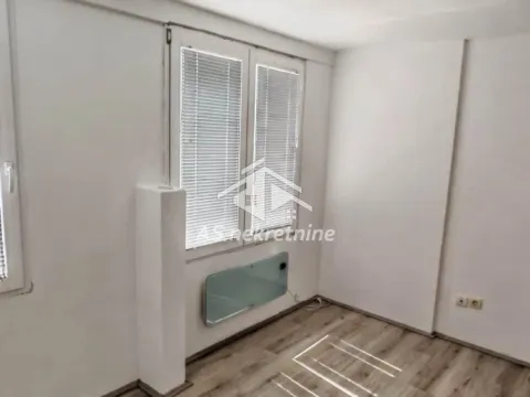 Izdavanje, trosoban stan, 74m², Gradska Bolnica, Zvezdara Sve Podlokacije - image 11