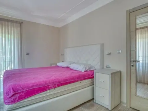Sale, four bedroom apartment, 112m², Pržno, Budva - image 9