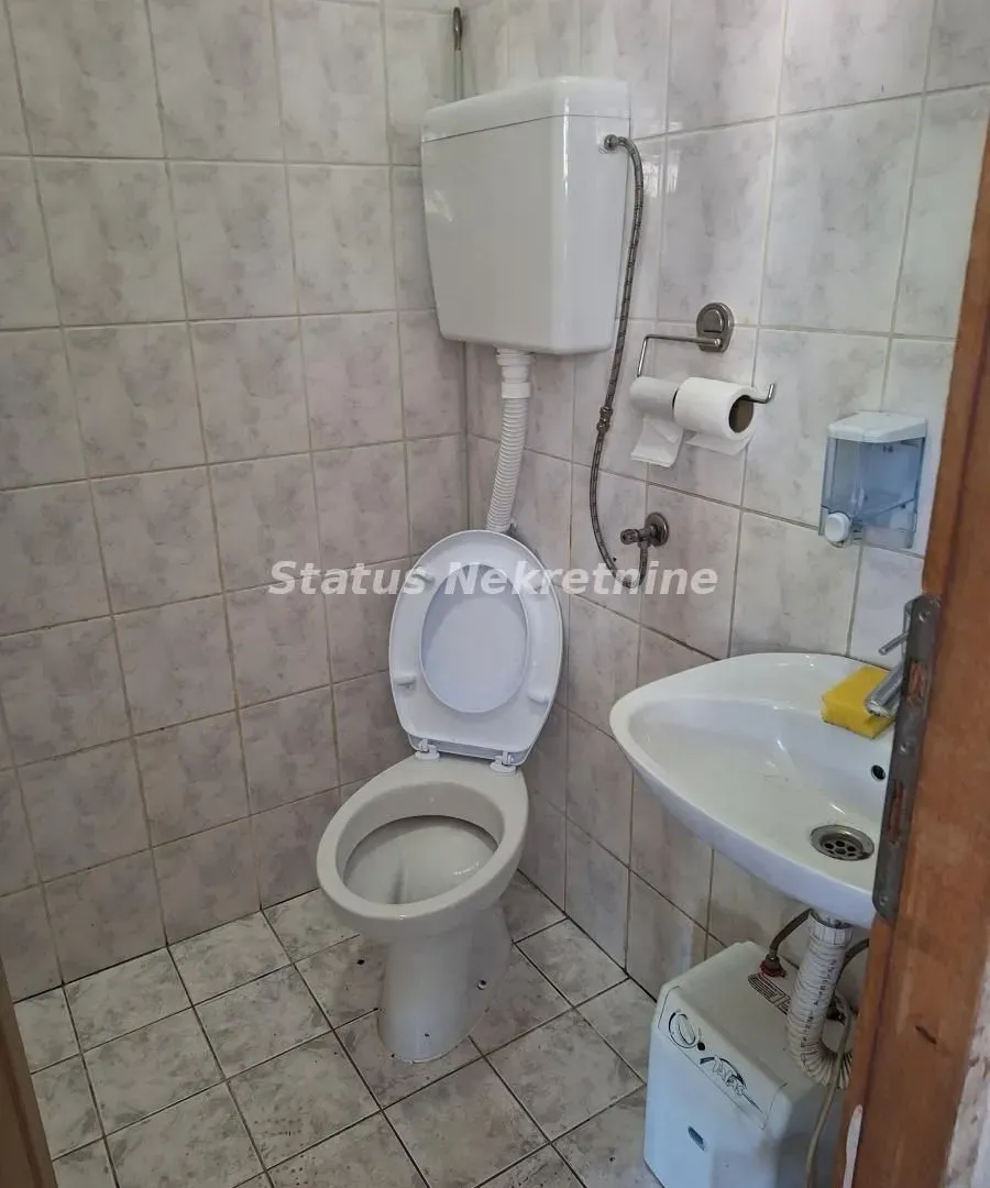 Rent, office space, 43m², Centar, Novi Sad