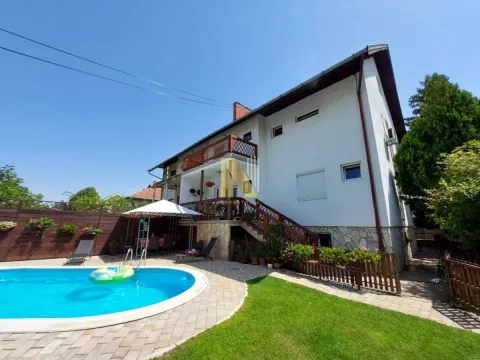 Sale, house, 200m², Kertvaroš, Subotica
