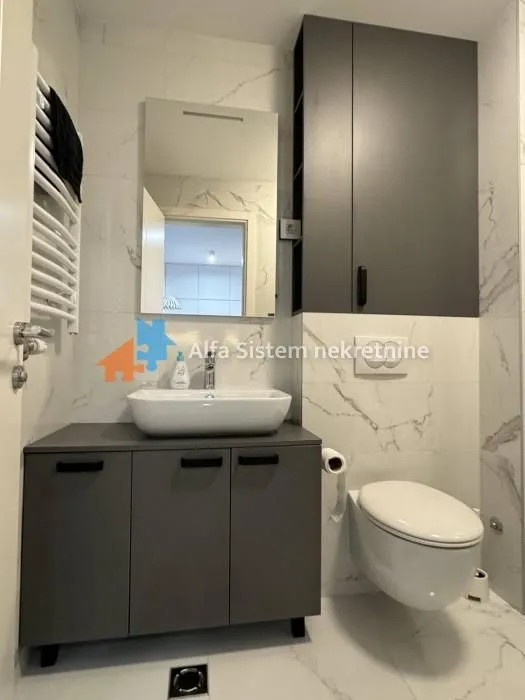 Izdavanje, dvosoban stan, 45m², Fon (Fon - Bilećka), Voždovac Sve Podlokacije