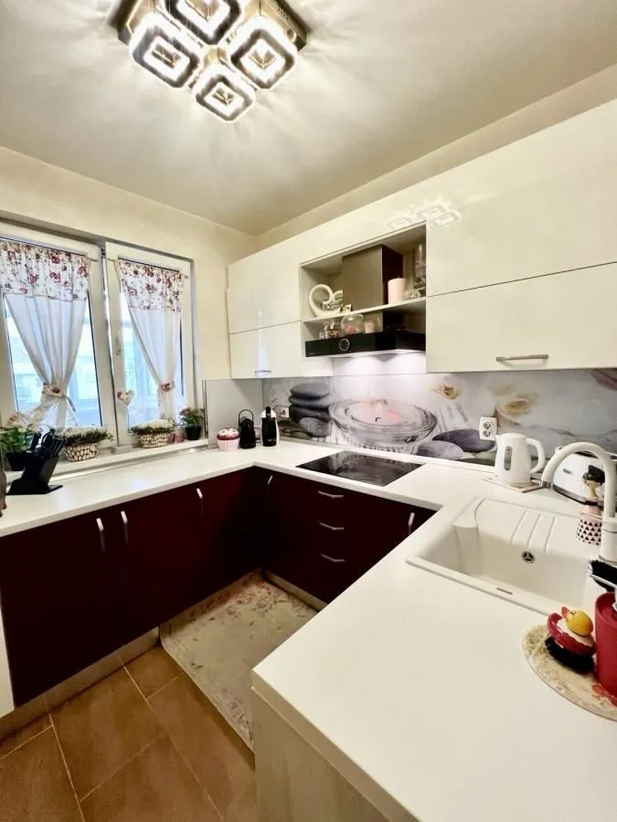 Prodaja, četvorosoban stan, 120m², Novo naselje, Novi Sad